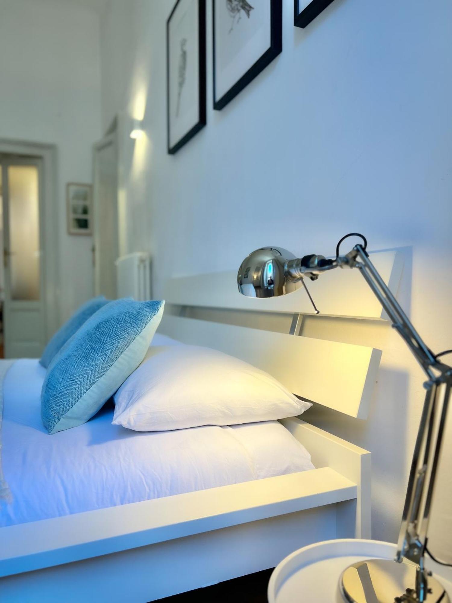 Comecasa 2 Bedrooms Apartment In Via Curtatone Milan Bagian luar foto