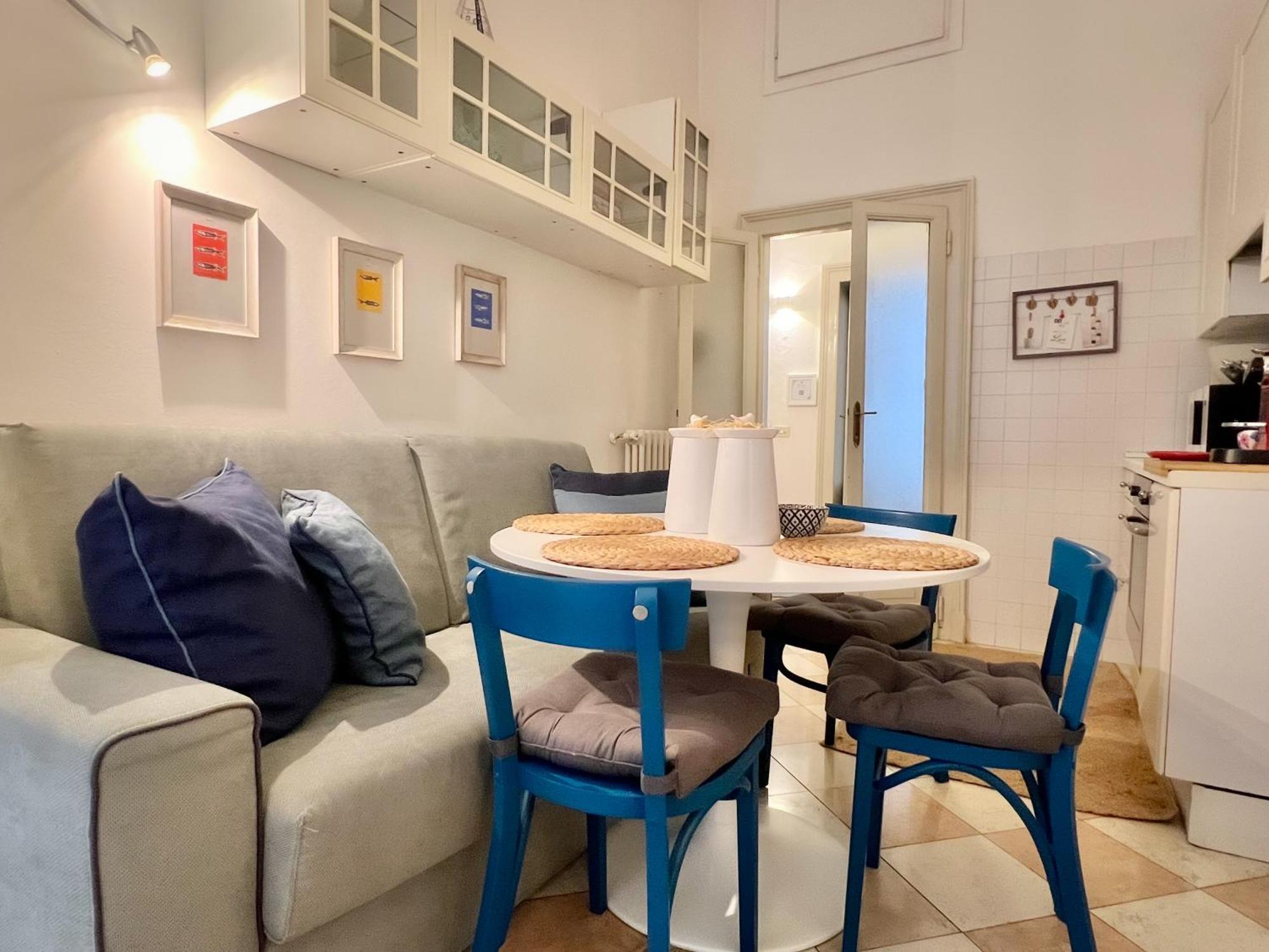 Comecasa 2 Bedrooms Apartment In Via Curtatone Milan Bagian luar foto
